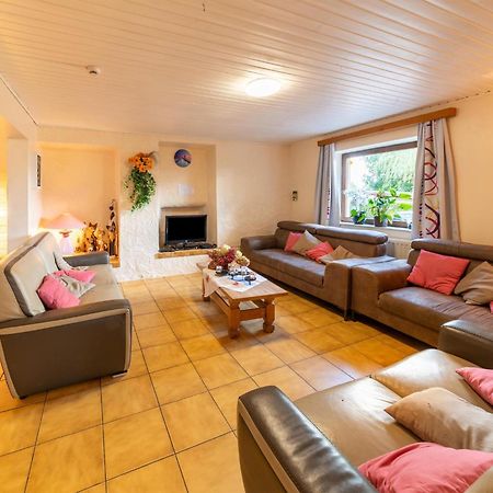 Wonderful Holiday Home In Montleban With Sauna Екстер'єр фото